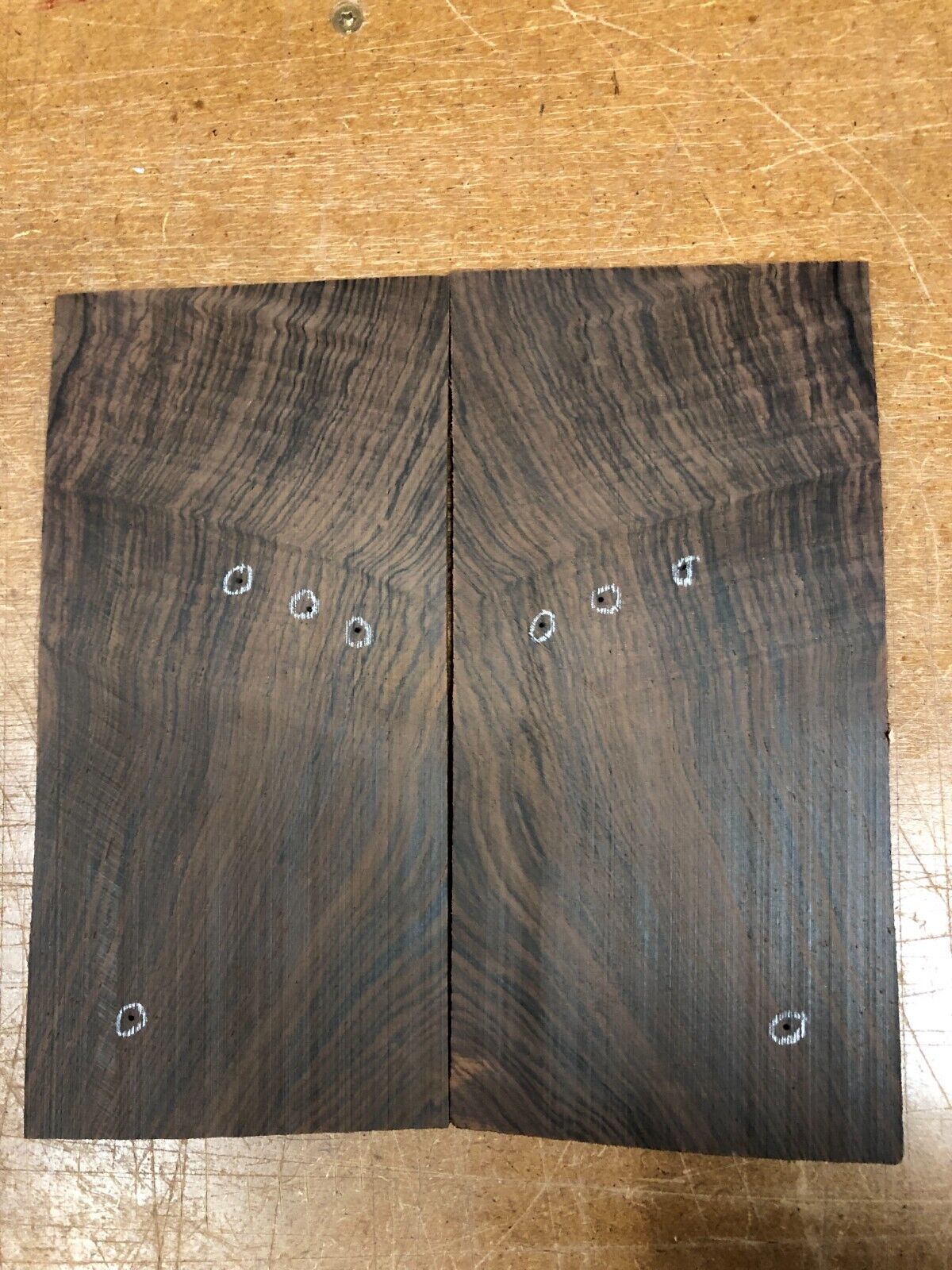 Rosewood head stock veneers. 8 X 4 X 0.111" Book matched set, quarter sawn