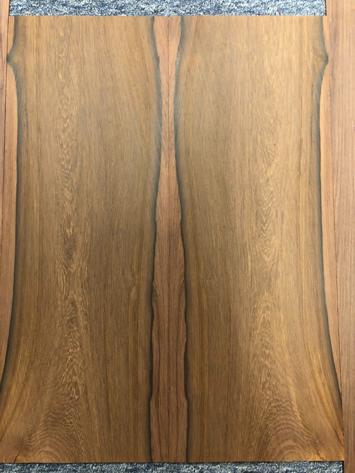 Madagascar rosewood back and side set OM / classical size, beautiful color.