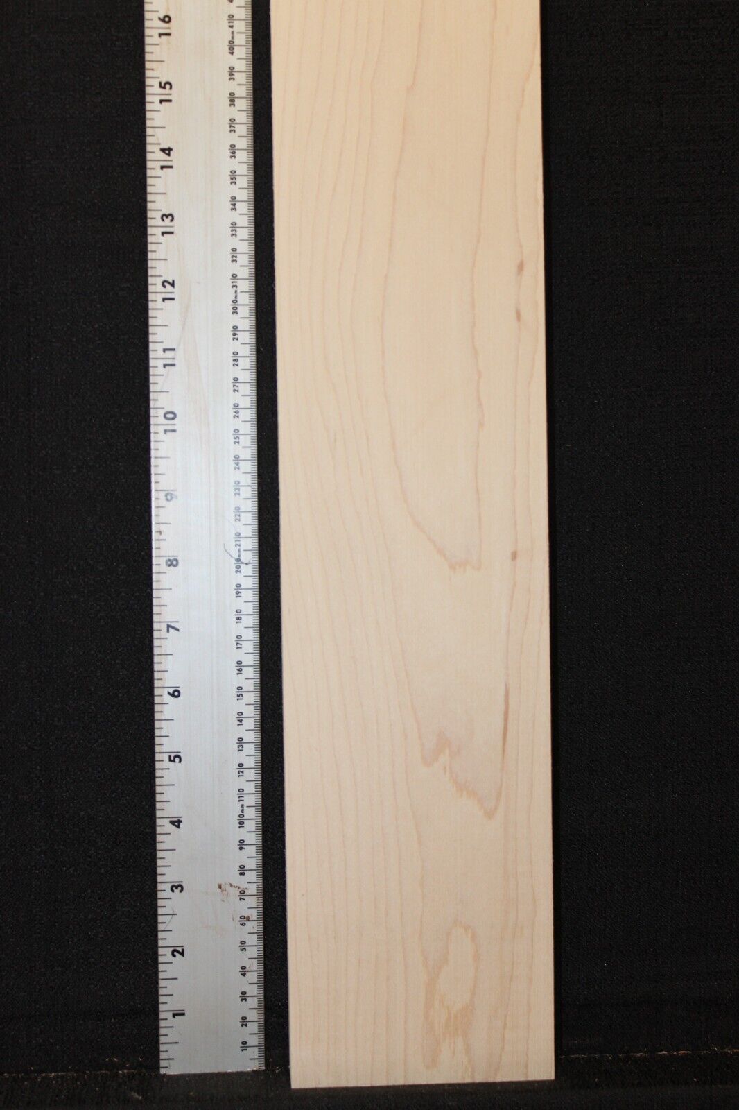 Hard / rock maple flat sawn guitar neck blank. 30 X 4 X 1" select grade.