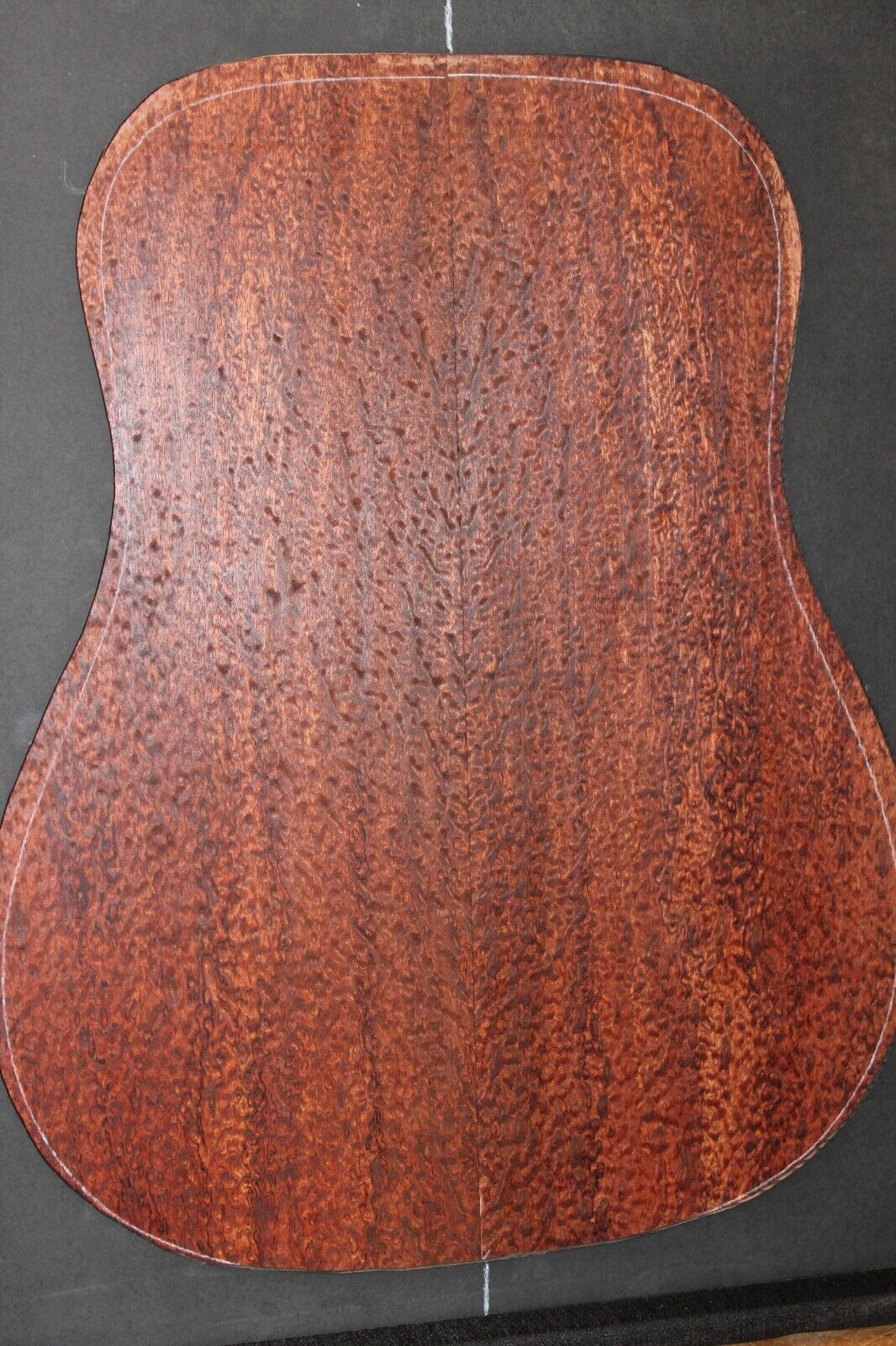 Pomelle figure bubinga back and side set. Solid 5A figure, as good as it gets
