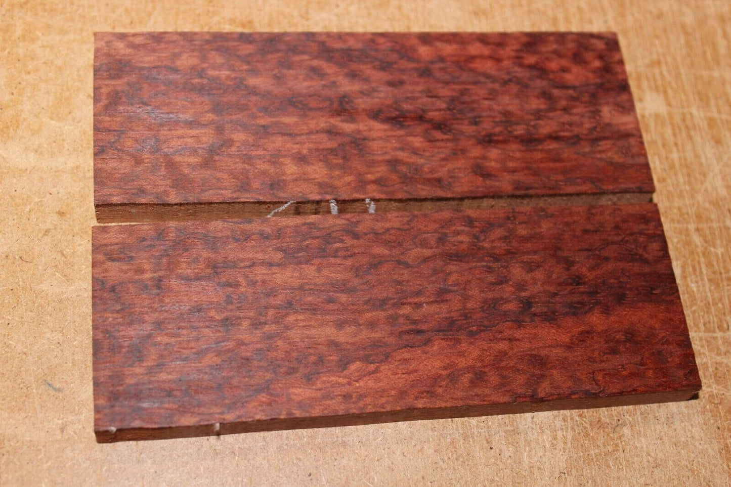 Pomelle figured Bubinga knife scale, gun grip. 5.5 X 2 X 3/8"