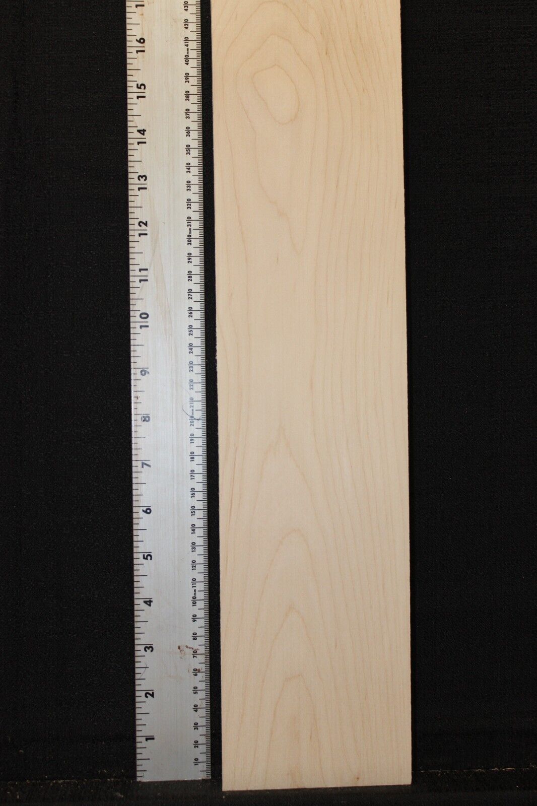 Hard / rock maple flat sawn guitar neck blank. 30 X 4 X 0.96" select grade.