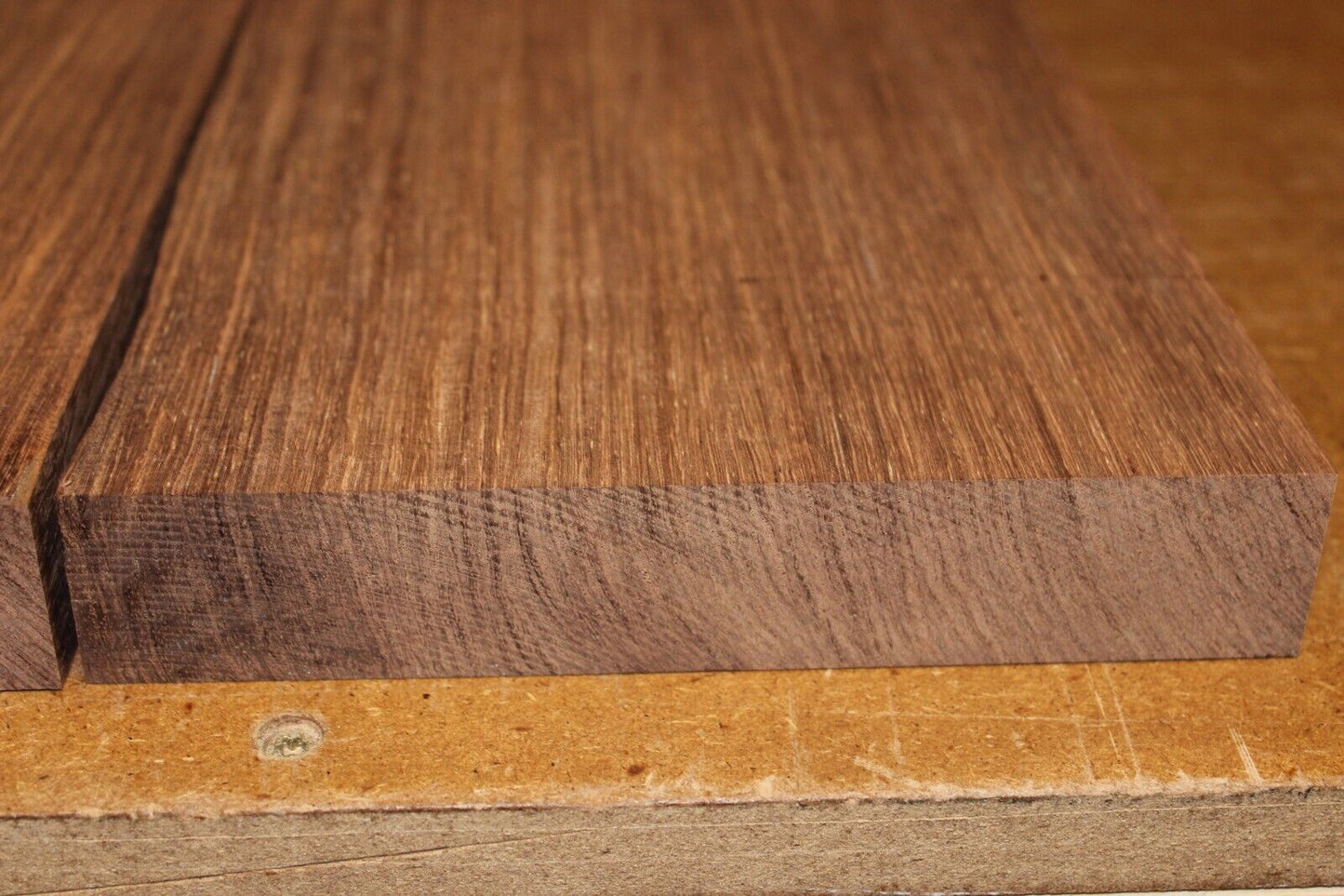 Madagascar rosewood quarter sawn back and side guitar / luthier billets.