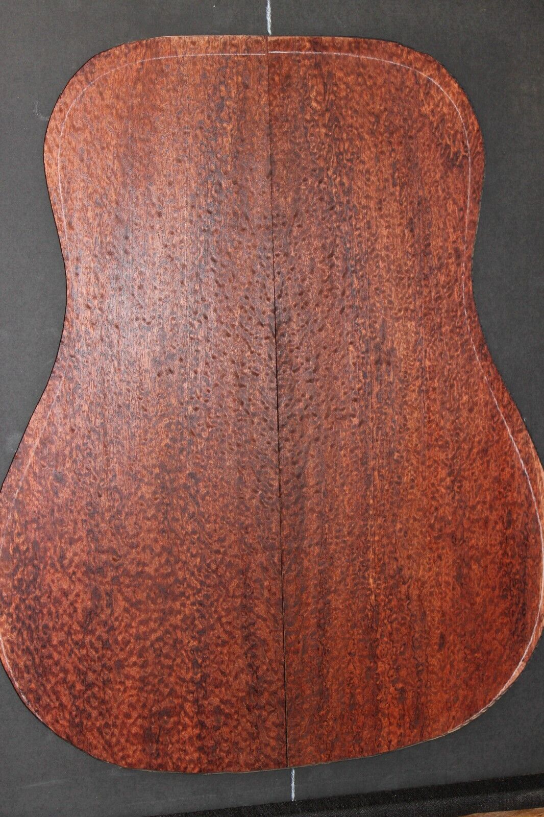 Pomelle figure bubinga back and side set. Solid 5A figure, as good as it gets
