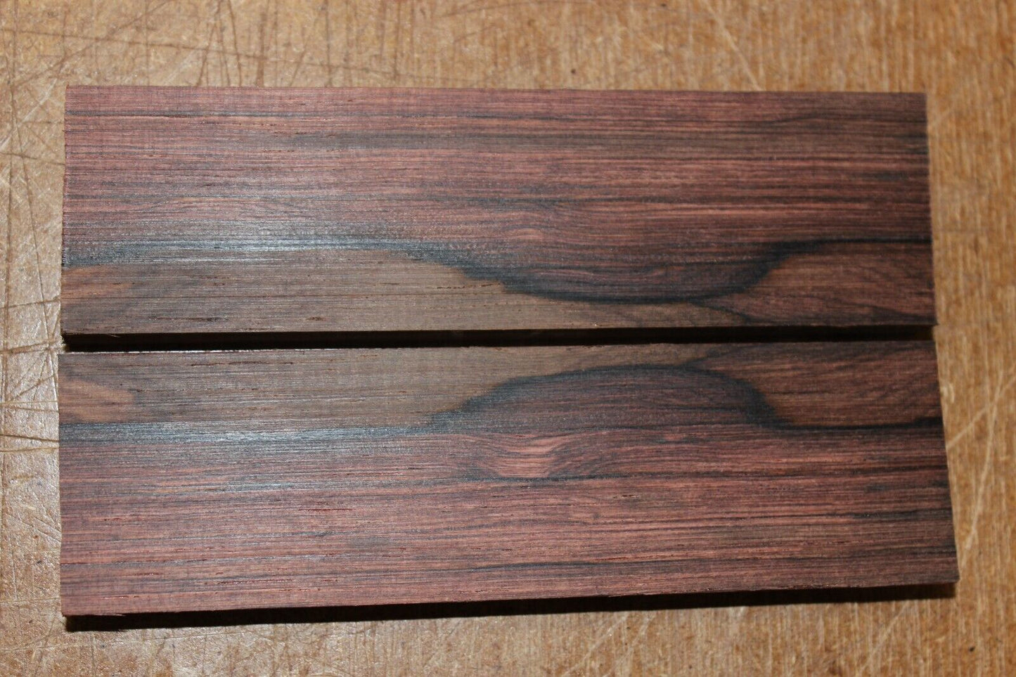 Madagascar rosewood knife scale, gun grip. 5.25 X 1.5 X 3/8" select grade!