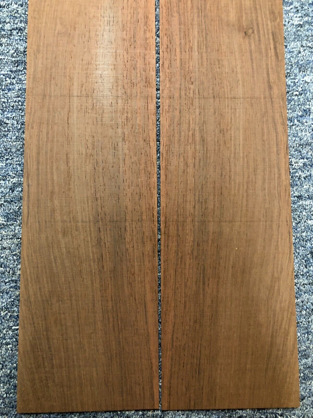 Madagascar rosewood back and side set OM / classical size, beautiful color.