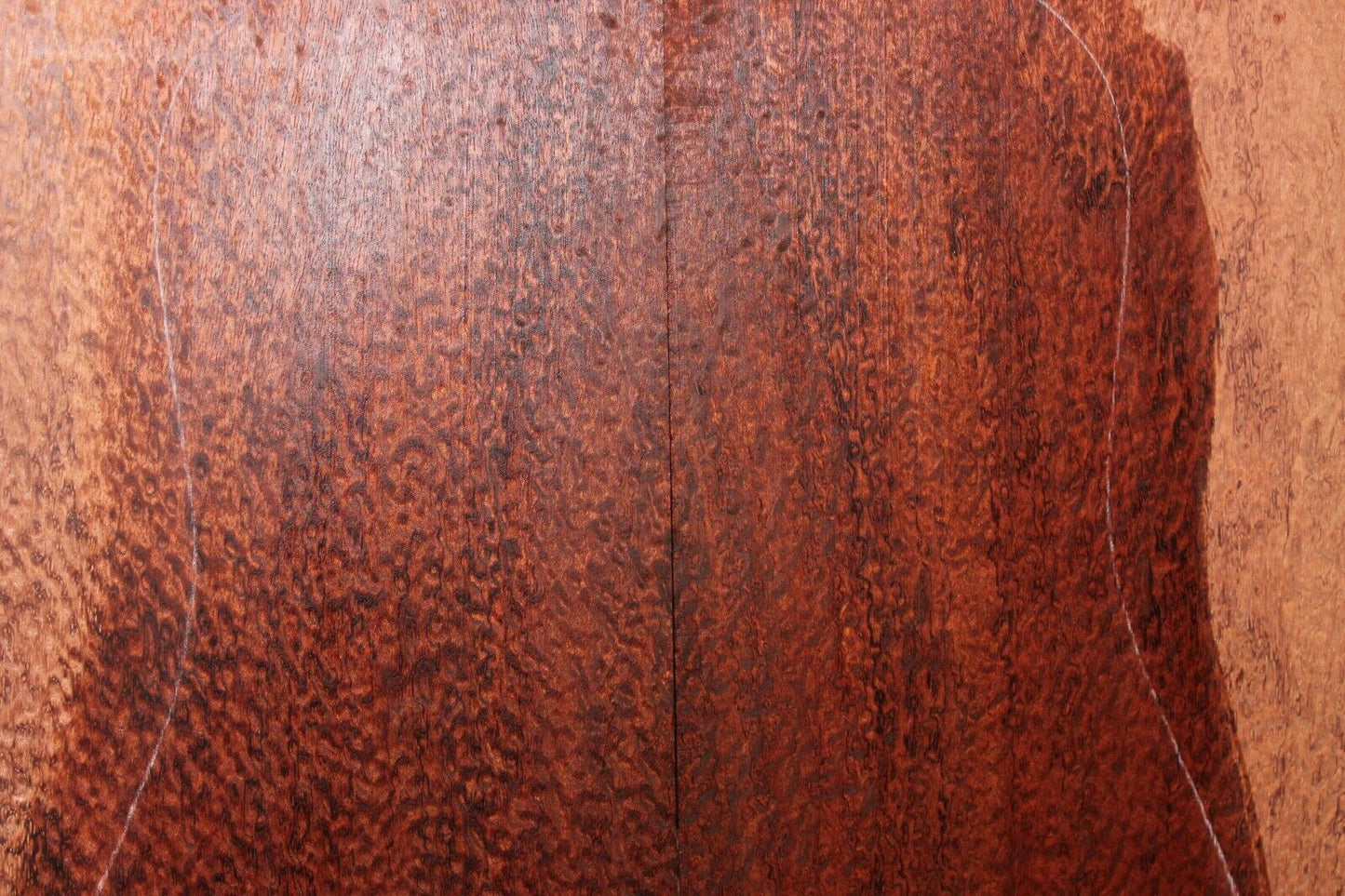 Pomelle figure bubinga back and side set. Solid 5A figure, as good as it gets