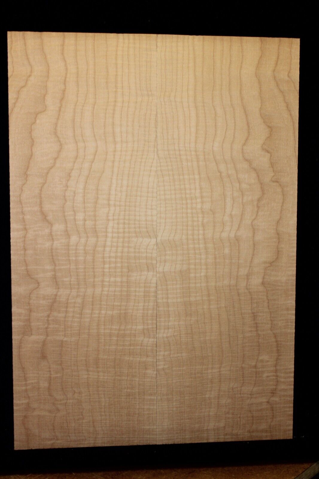 Western flame / tiger maple guitar drop top. 20 X 14 X 0.26"