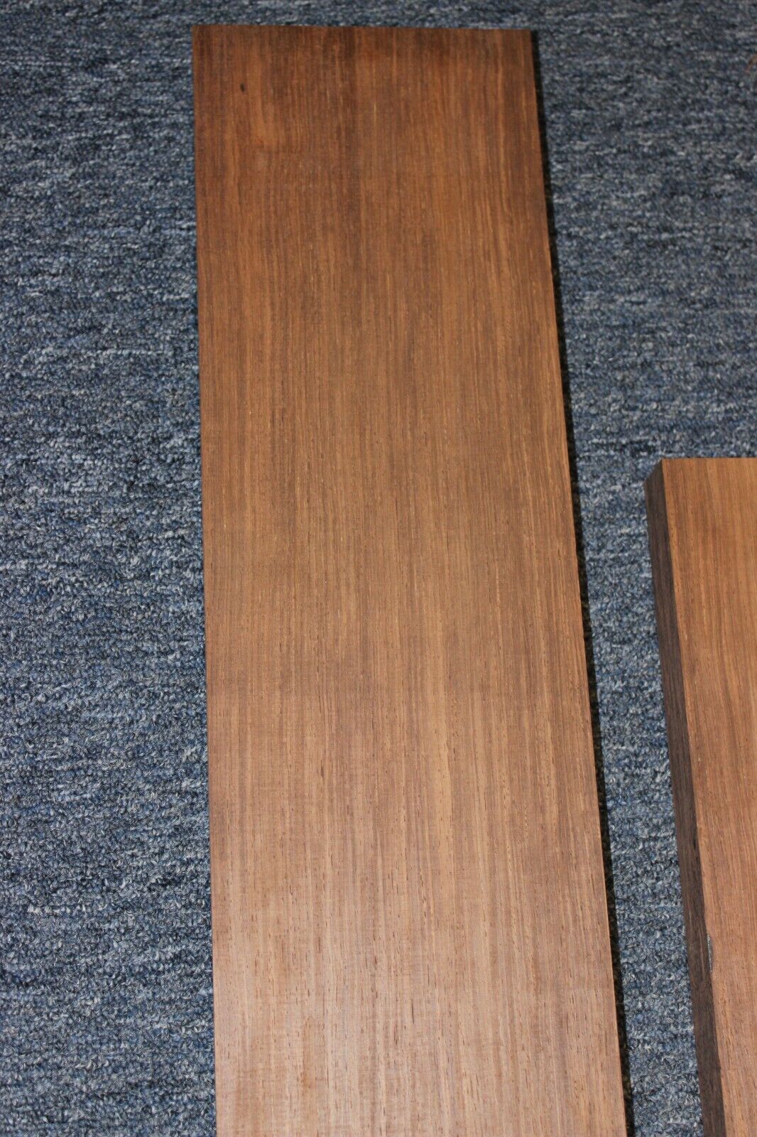 Madagascar rosewood quarter sawn back and side guitar / luthier billets.