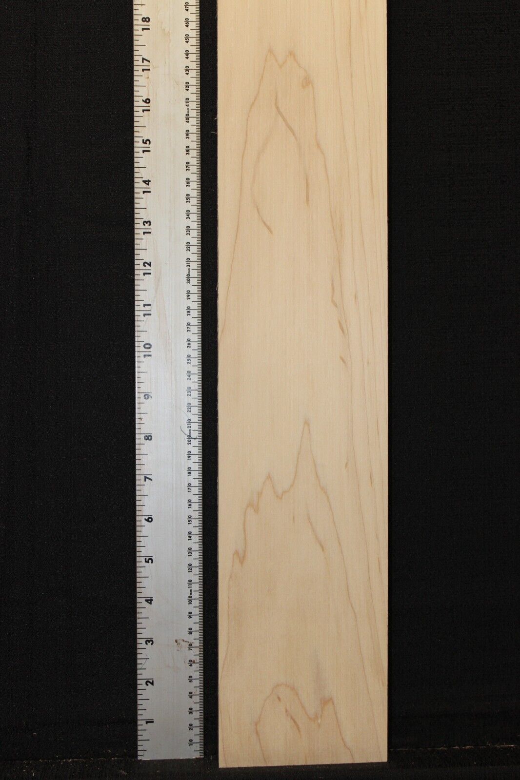 Hard / rock maple flat sawn guitar neck blank. 30 X 4 X 0.96" select grade.