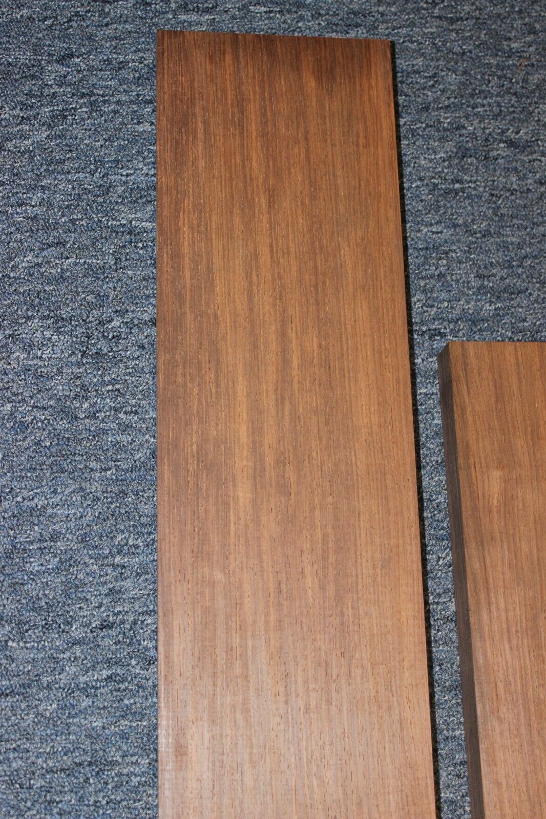 Madagascar rosewood quarter sawn back and side guitar / luthier billets.