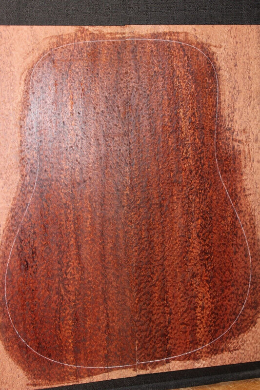 Pomelle figure bubinga  back and side set. Solid 5A figure, as good as it gets