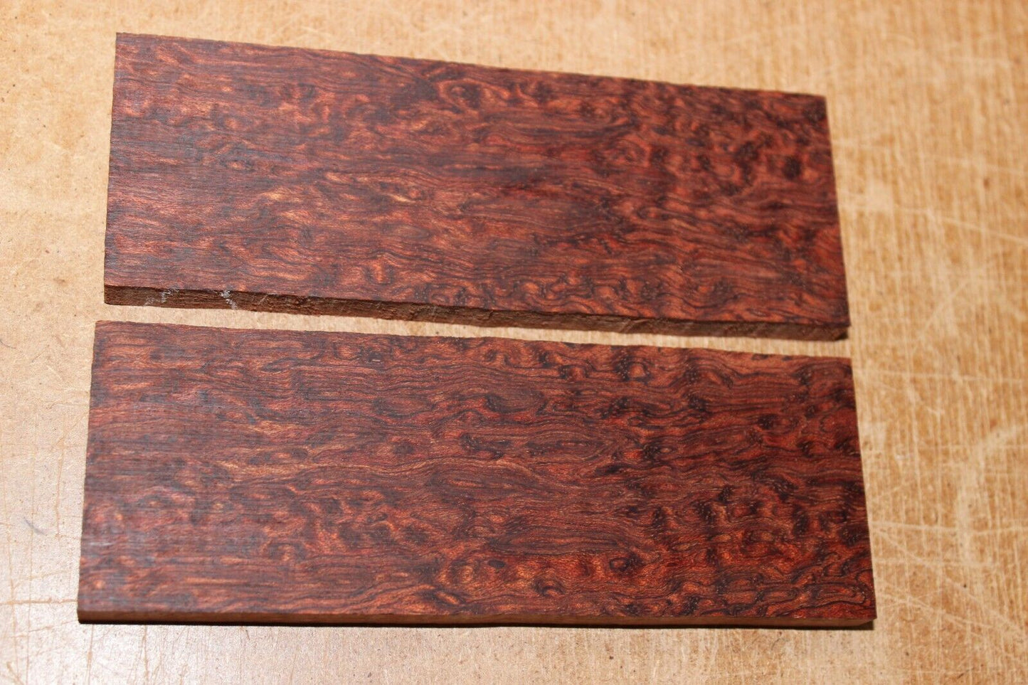 Pomelle figured Bubinga knife scale, gun grip.  5.5  X 2 X 3/8"