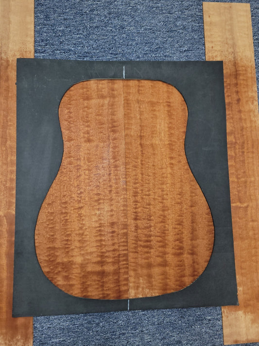 Figured sapele mahogany dreadnought back and side set.